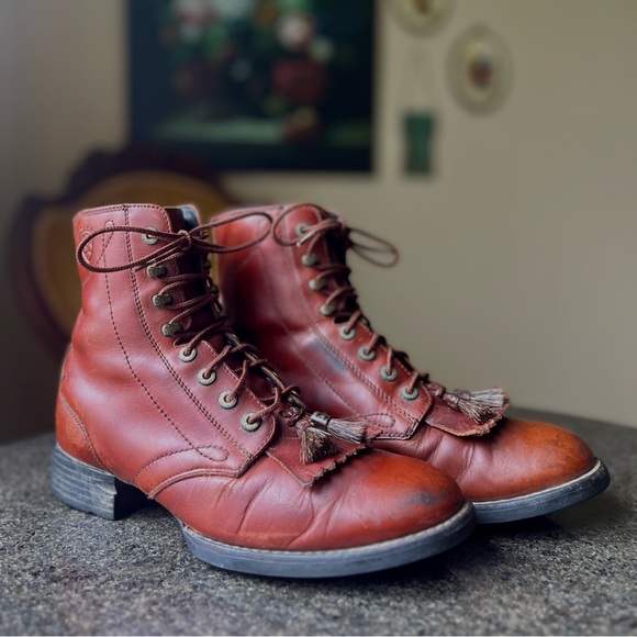 Shoes - ☾ Ariat Champion 01 brown leather roper / lace up boots